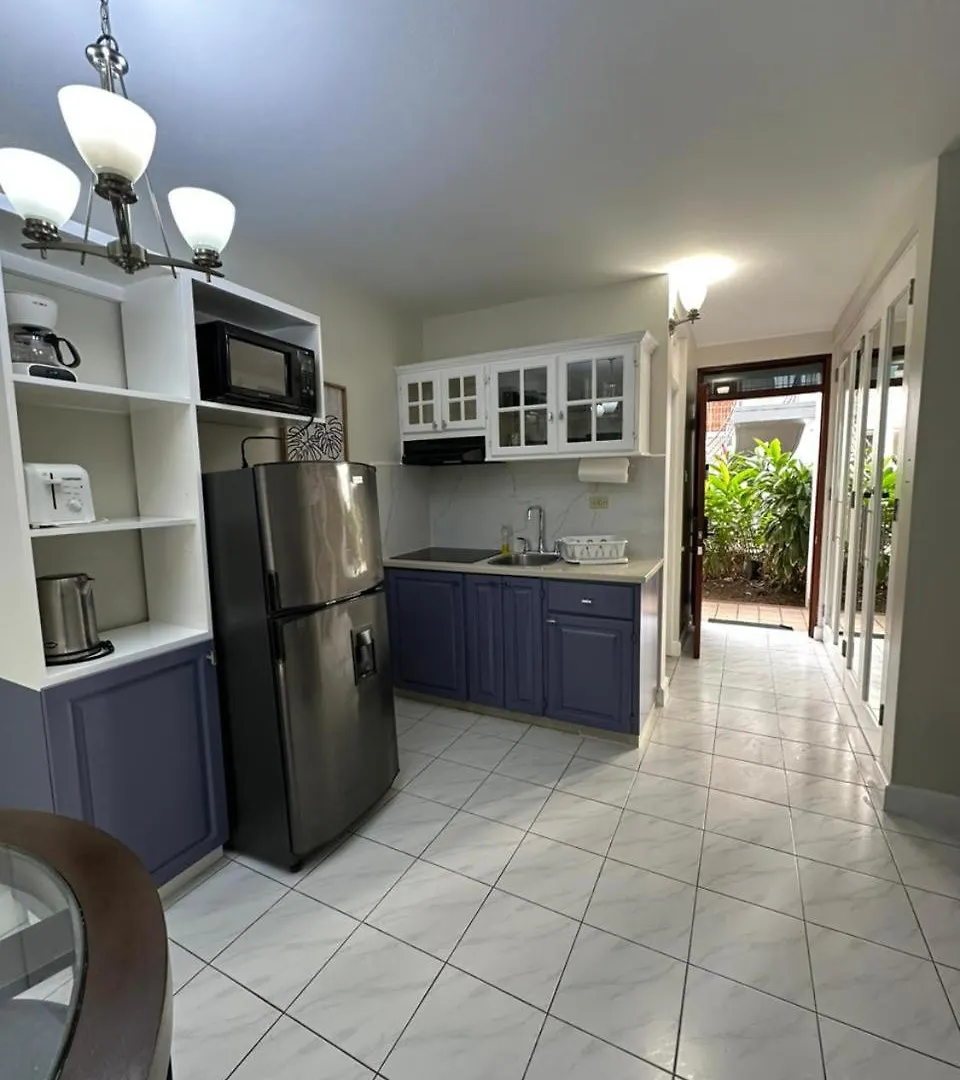 Apart-hotel Sandcastle Resort Apartment E9