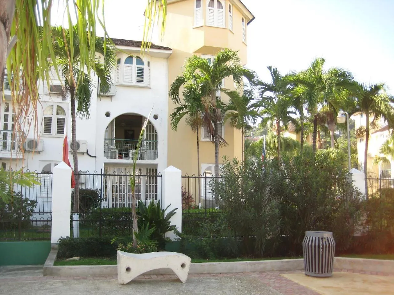 Apart-hotel Sandcastle Resort Apartment E9